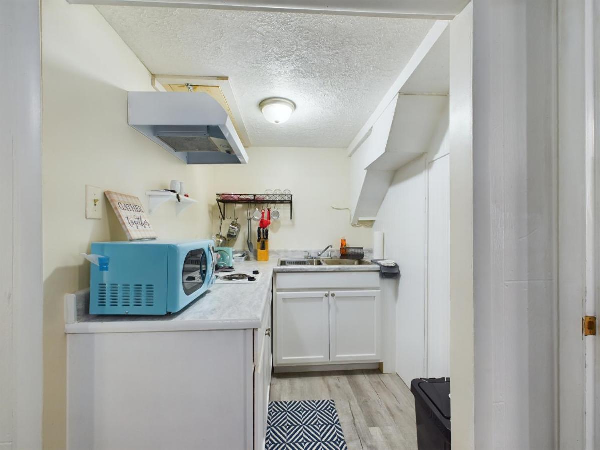 Pine Forest Zen Cottage - 10 Min To Fort Bragg Fayetteville Bagian luar foto